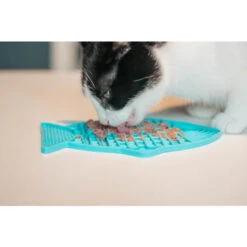 LickiMat Classic Casper Slow Feeder For Cats -Pet Supply Store DSC 0343 2 uukztv